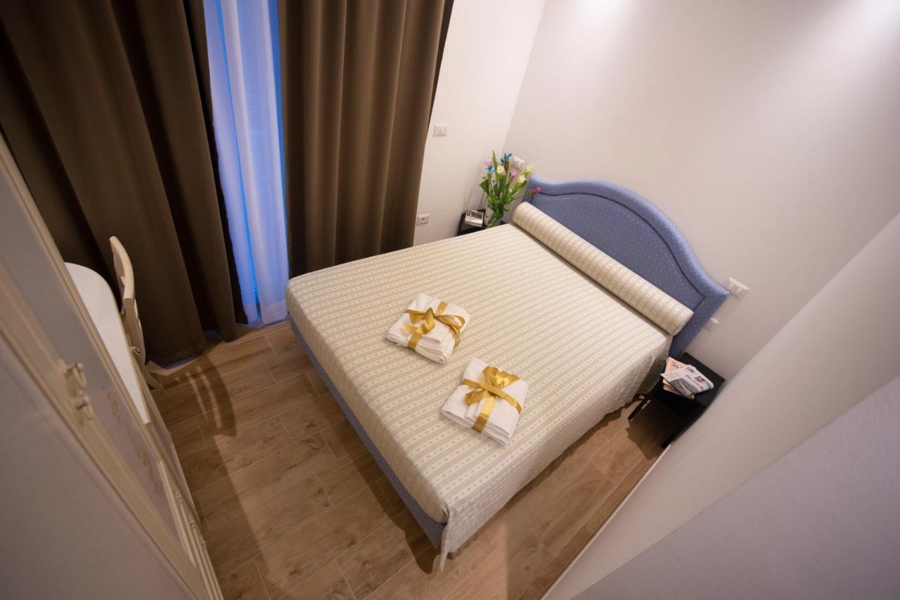 Hotel Flora Alba Adriatica Esterno foto